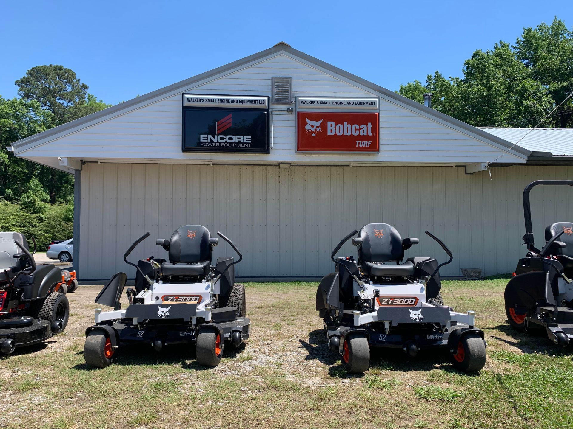 Lawn and garden equipments