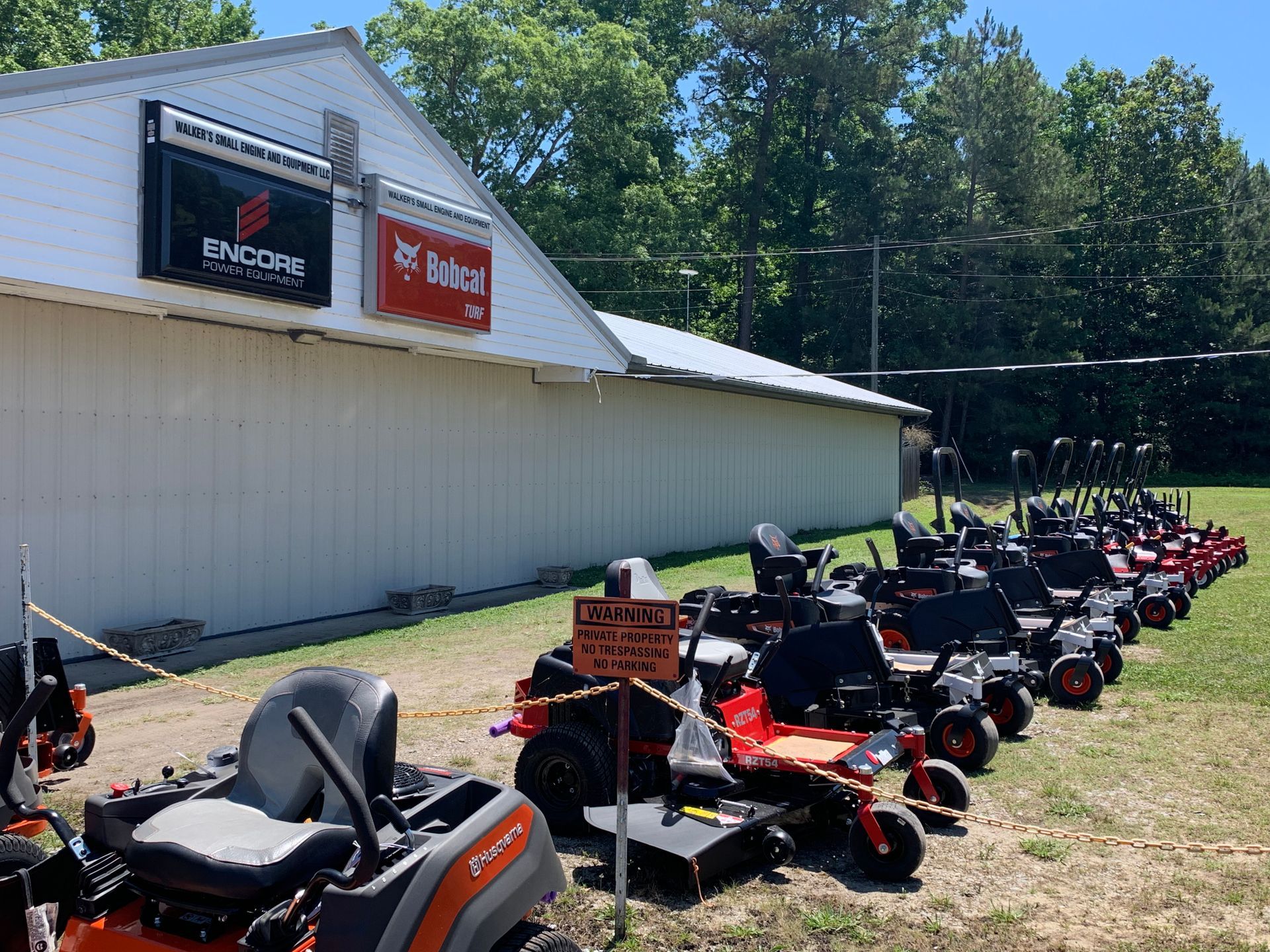 Lawn and garden equipments