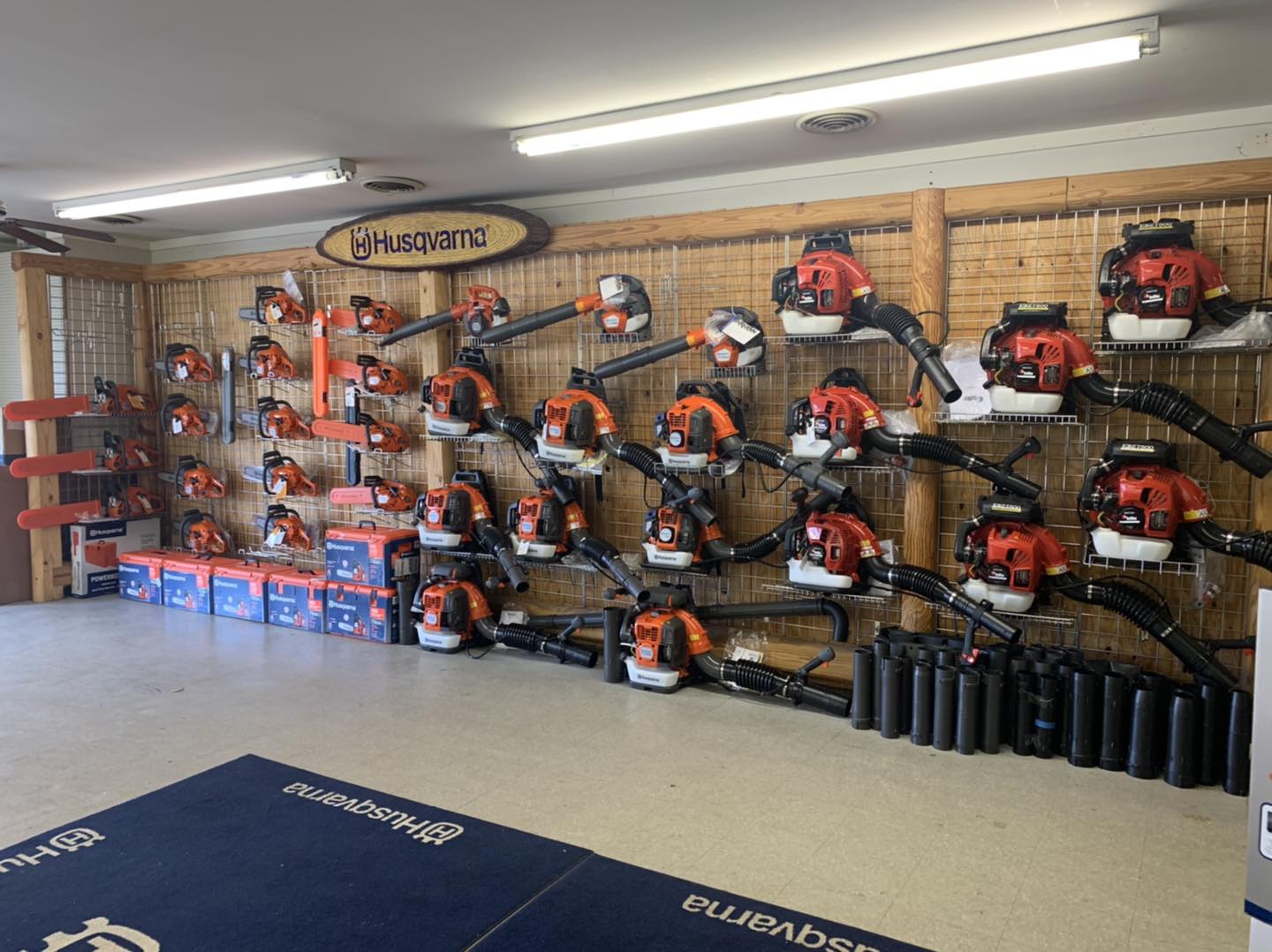 Lawn and garden equipments