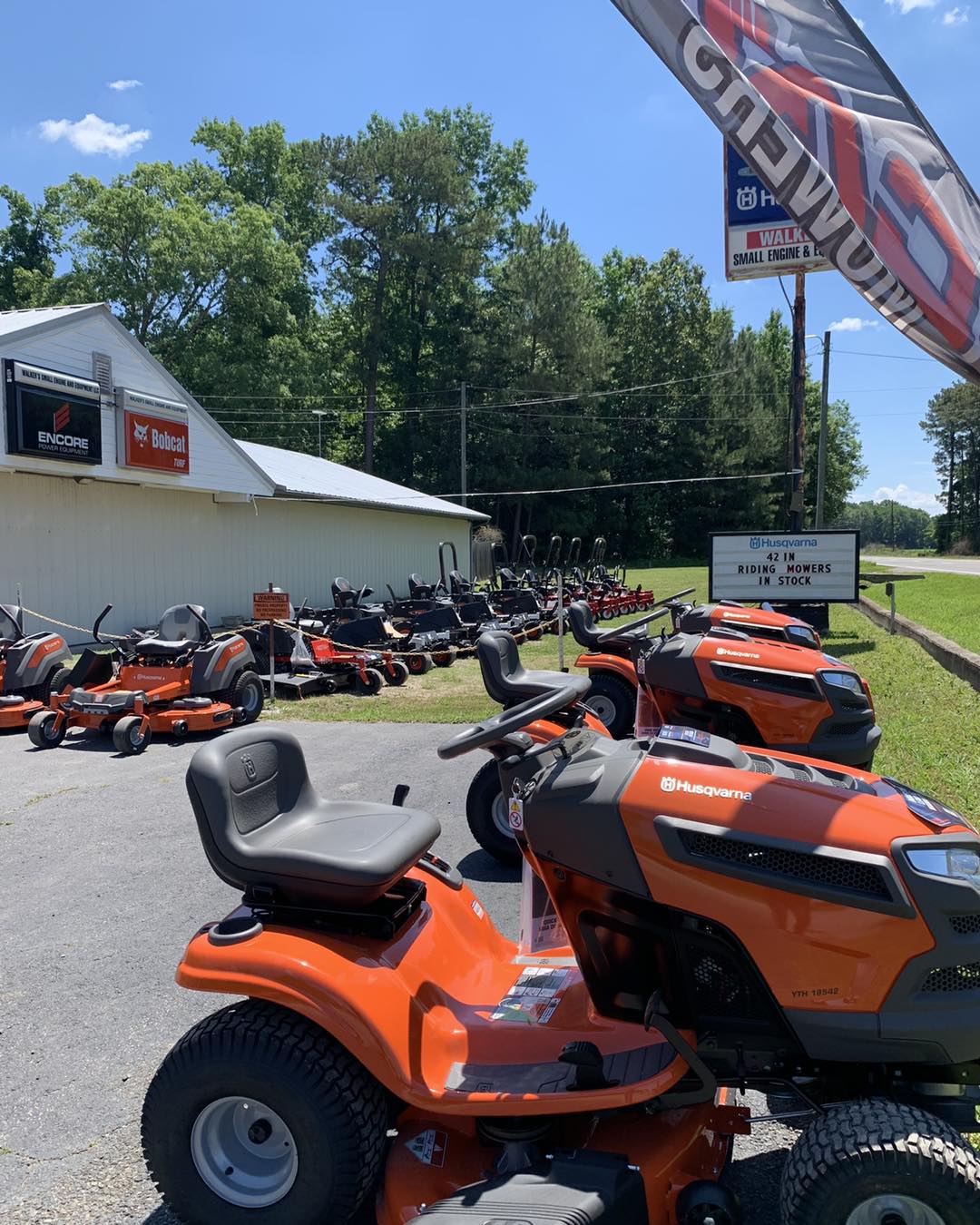 Lawn and garden equipments