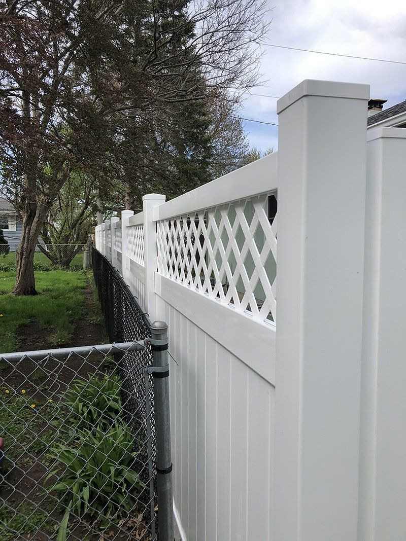 Vinyl Fencing