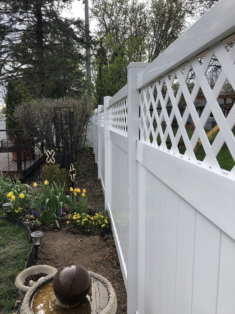 Vinyl Fencing