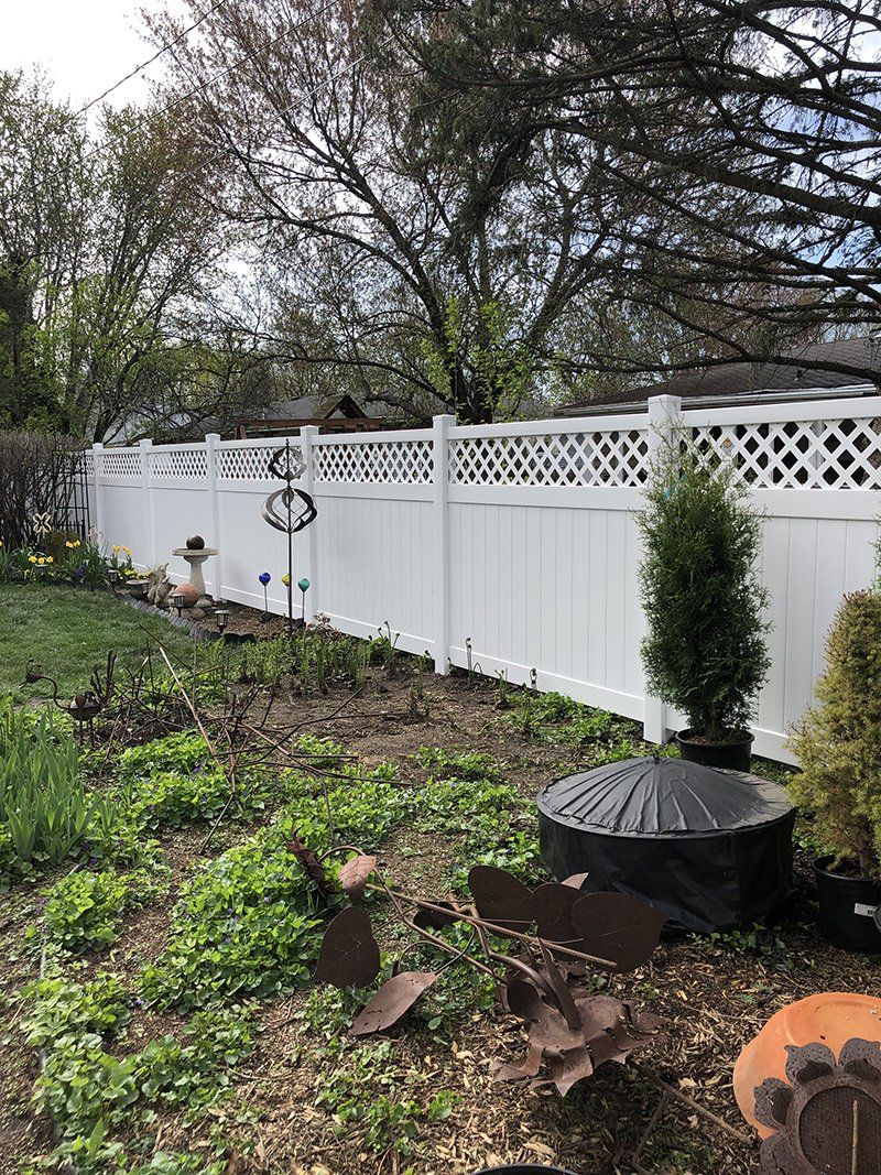 Vinyl Fencing