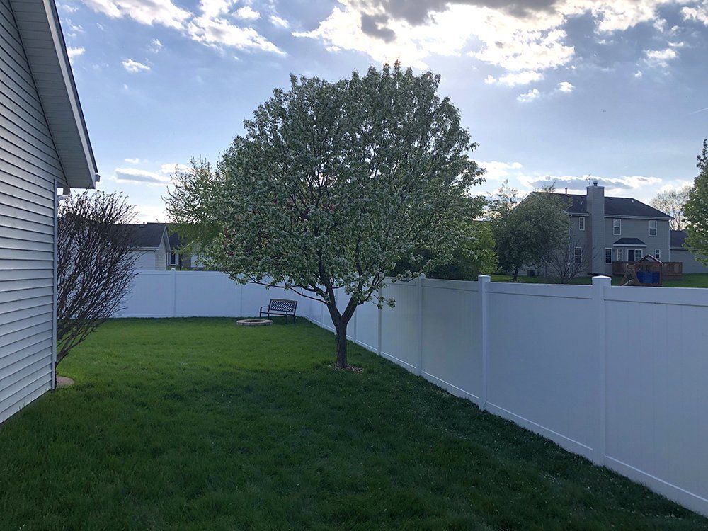 Vinyl Fencing