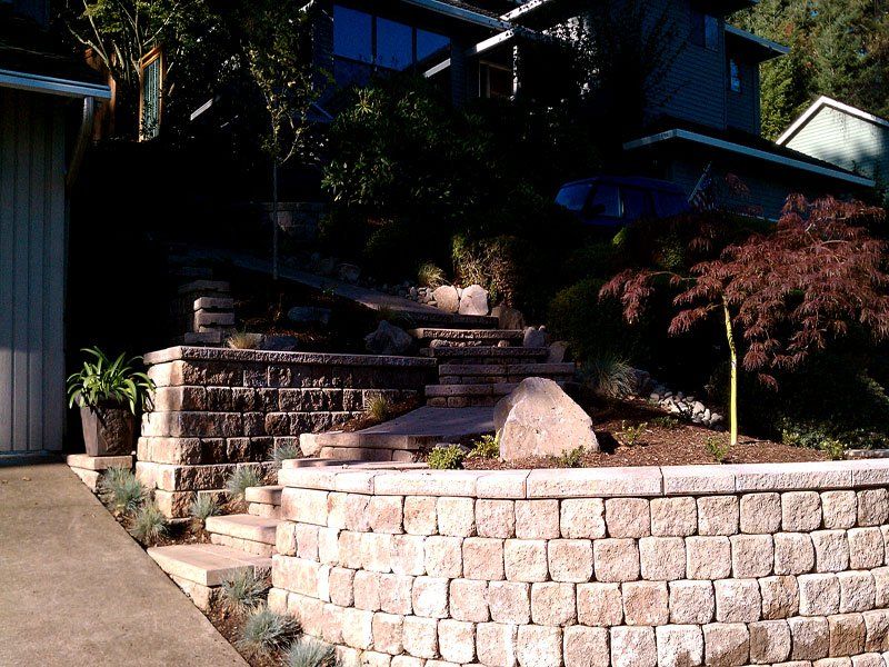 Decorative & retaining wall installation