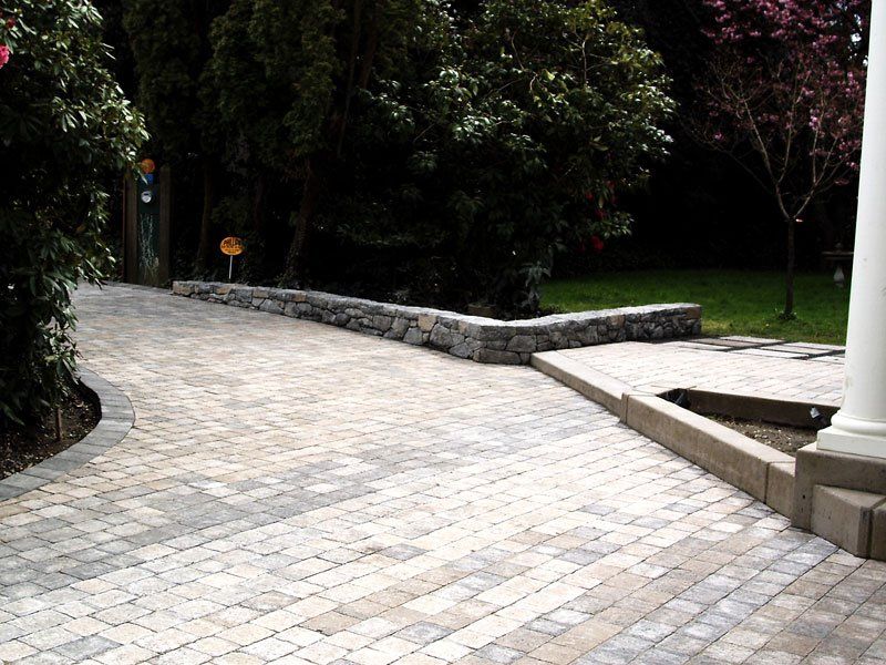 Flagstone, patio, & paver Installation