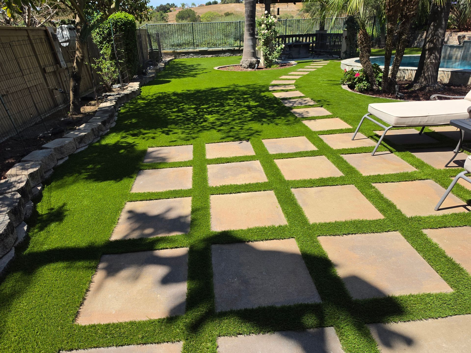 fake grass installer