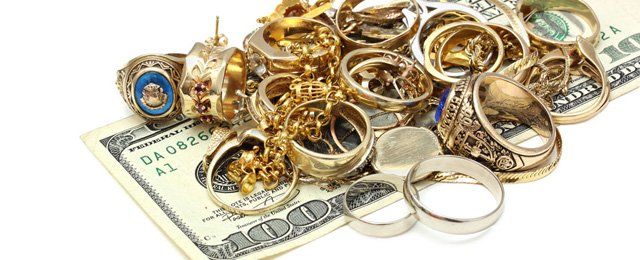 Jewelry with cash
