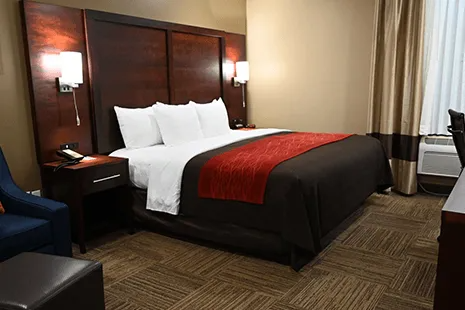 Giles Hotel Inn & Suites