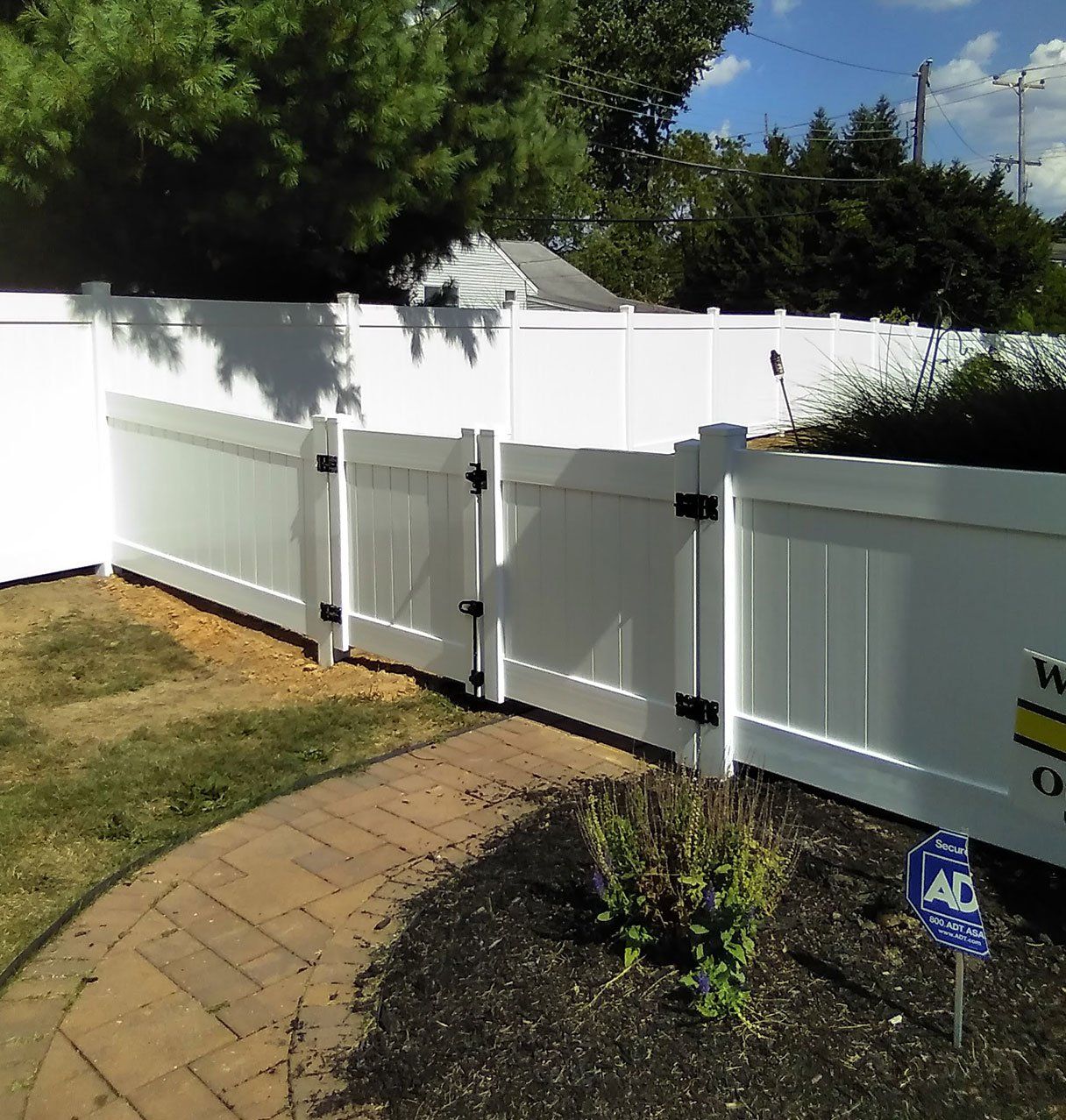 Vinyl fence