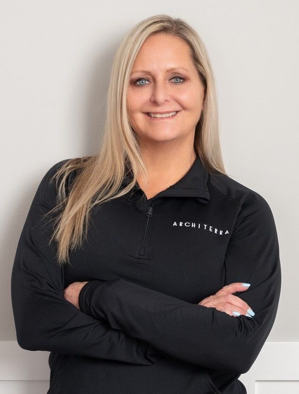 Photo of Tracey Lester