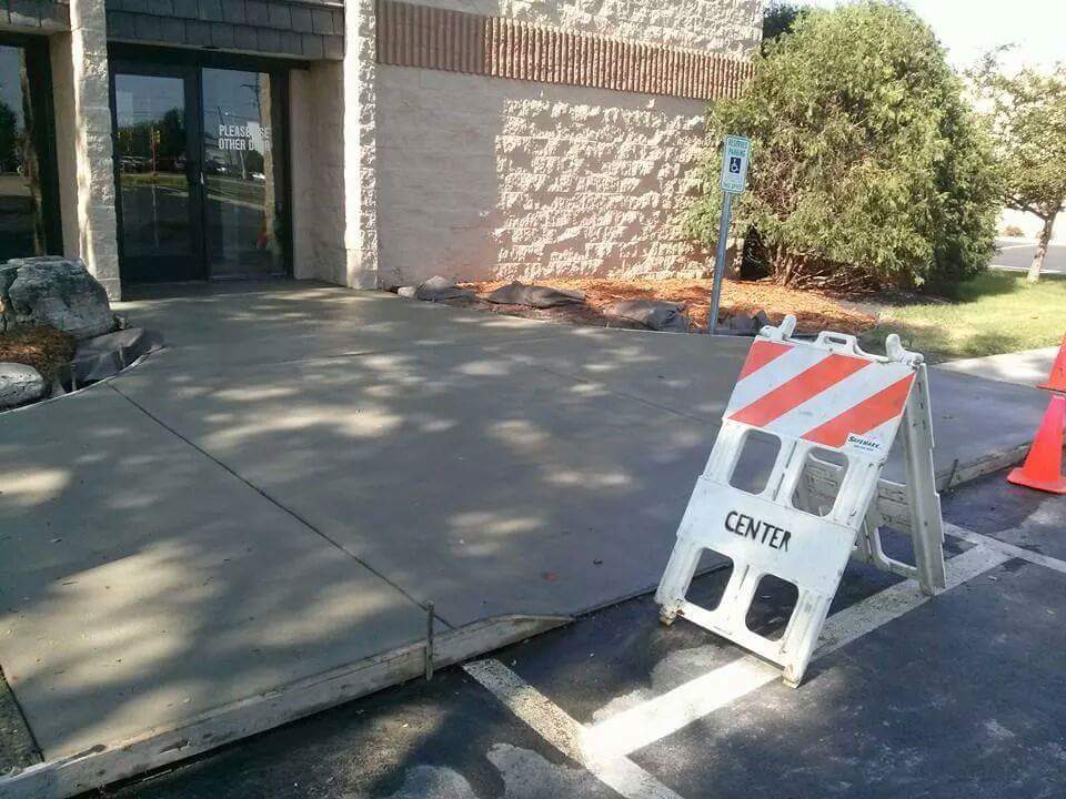 concrete side walk