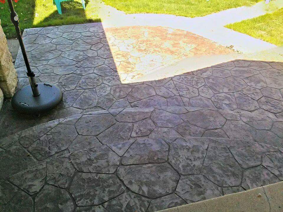 decorative-concrete-patio