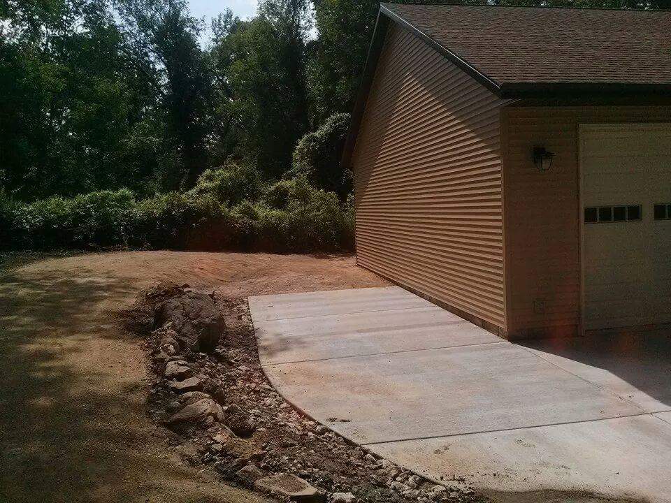 concrete side walk