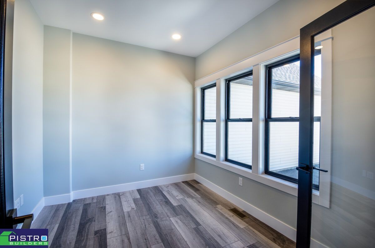 Nice floor and windows