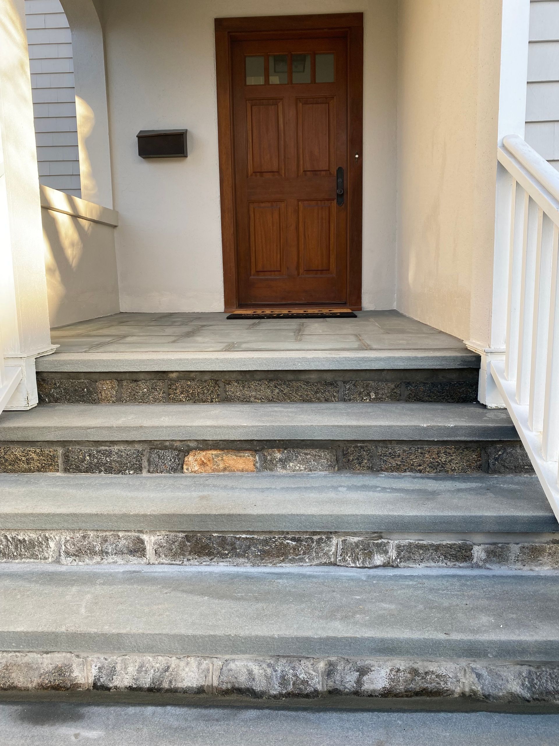 Custom Stone & Flagstone Stairs & Entries