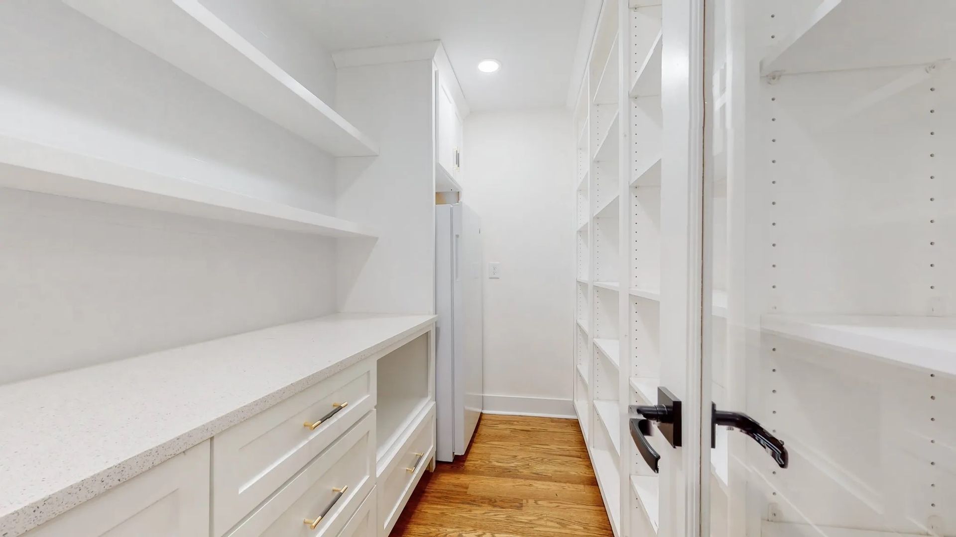 Walk-in closet