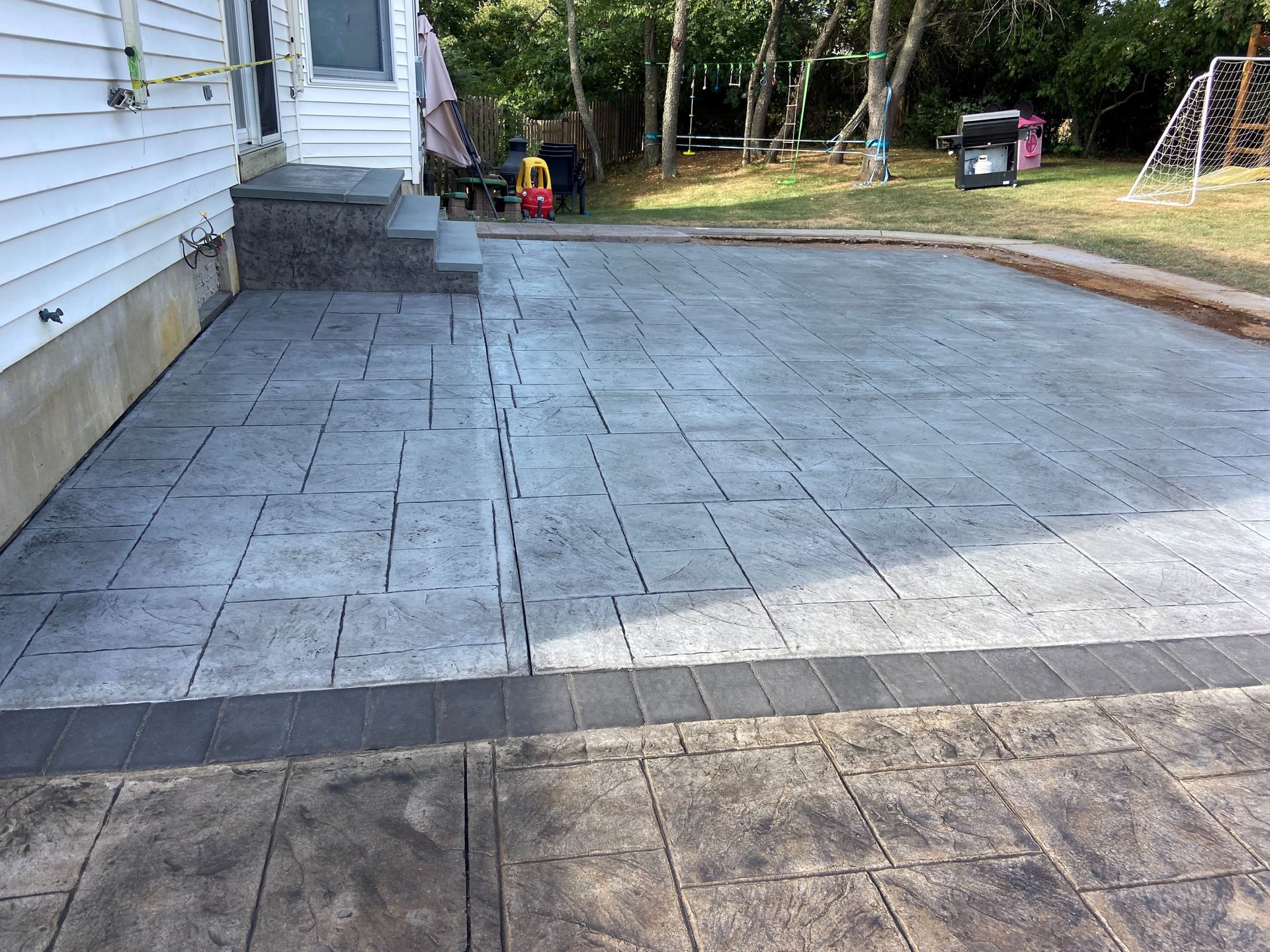 Sideview-Block-Back-patio