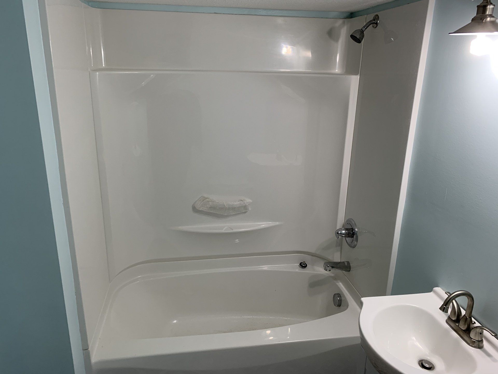 Plumbing Tub and shower install and repair auburn and waterloo indiana