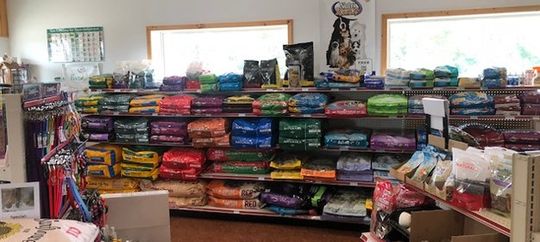 Pet Food | Dog Bowls | Paynesville, MN