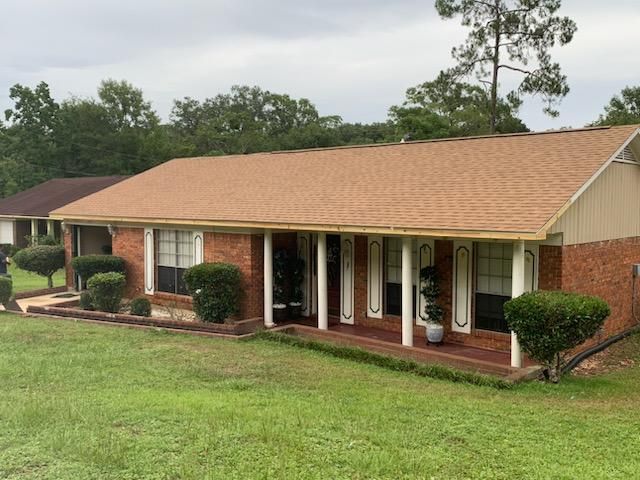big bungalow house roofing