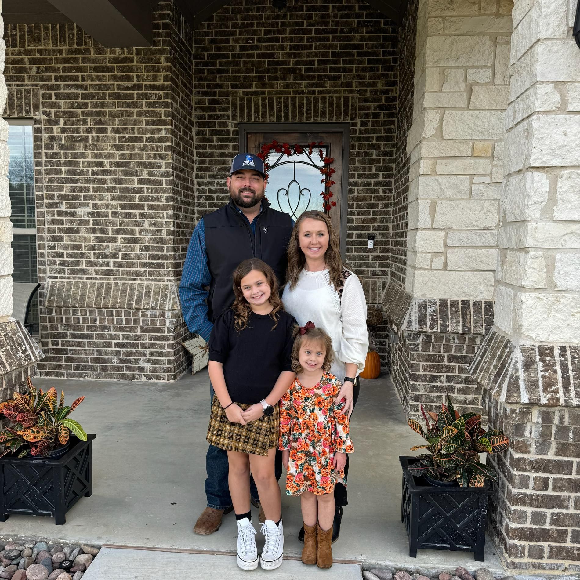 Meet our President Chris Sproles and his lovely family!