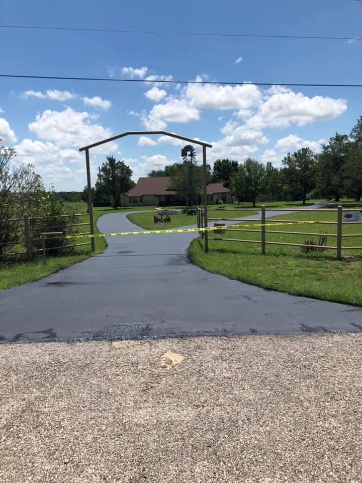 Sealcoating and dust control services