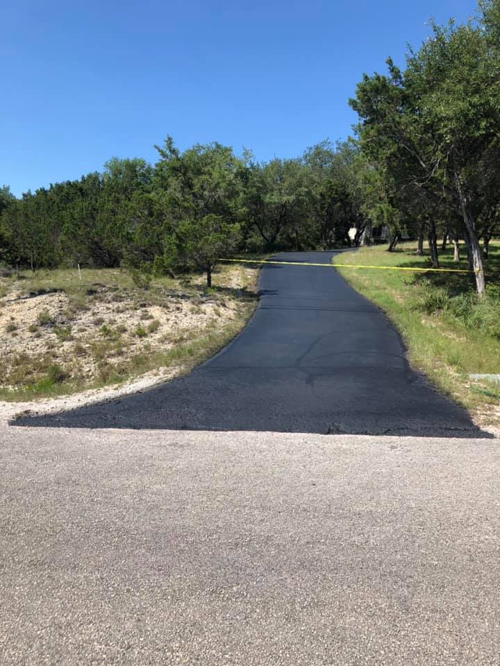 Sealcoating and dust control services