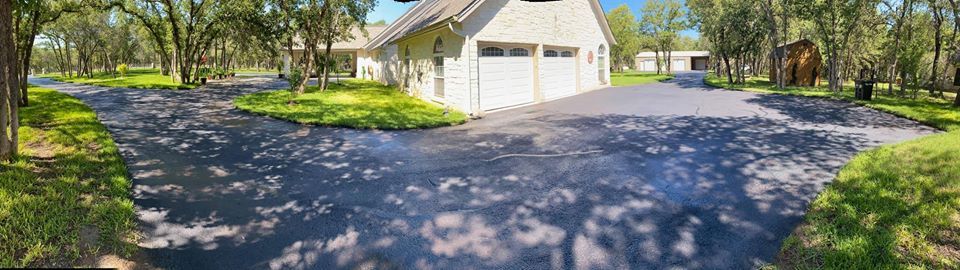 Sealcoating and dust control services