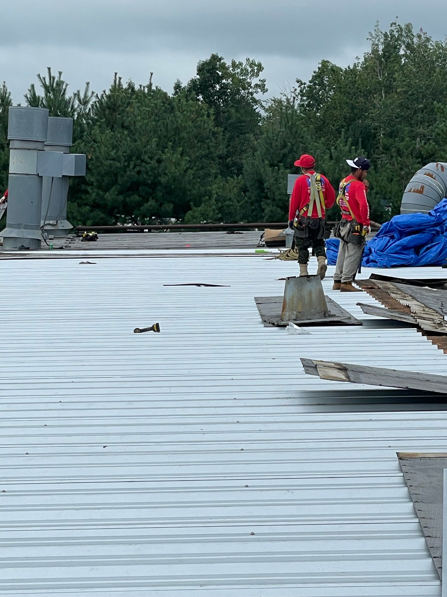Commercial roofing project