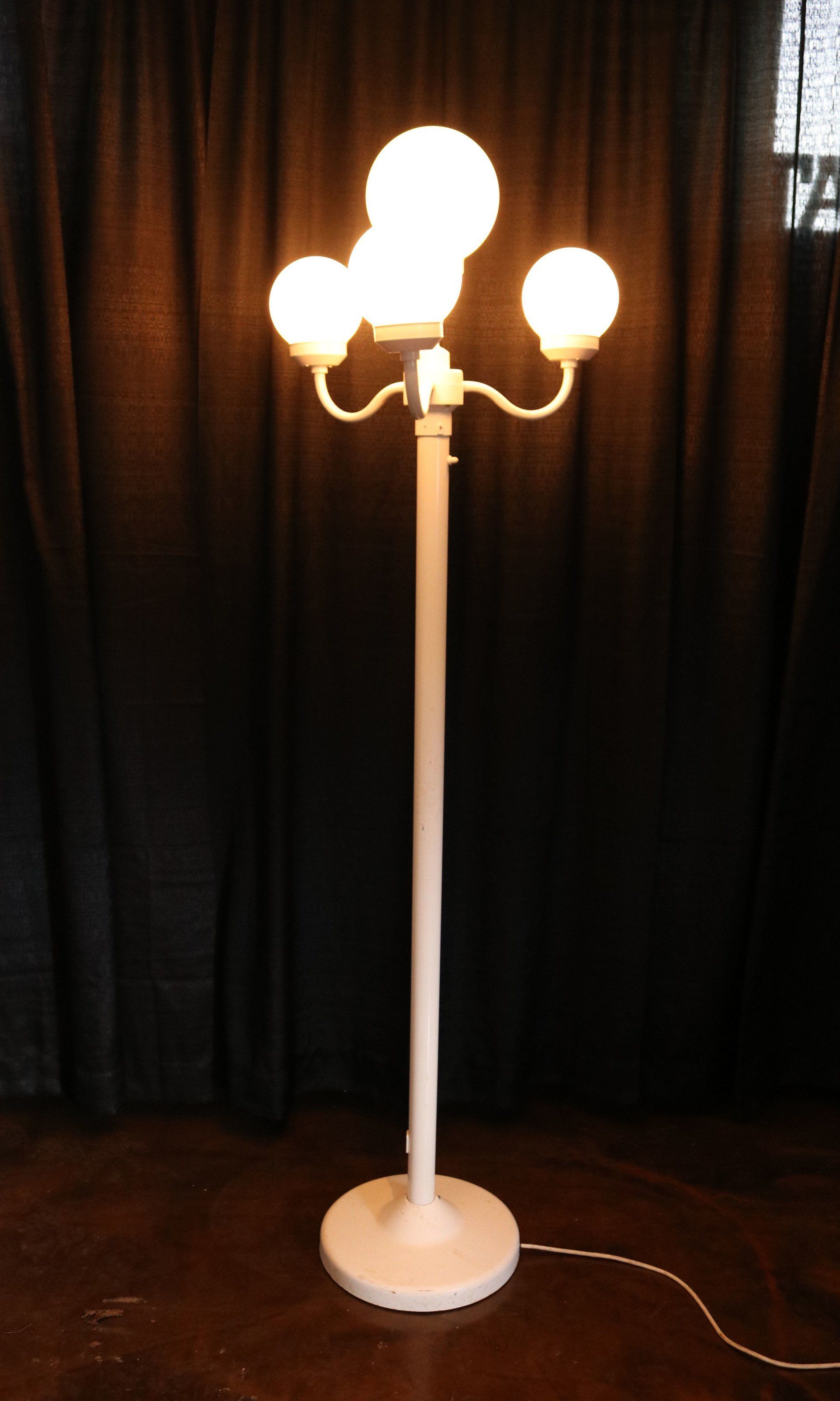 Globe light stand with 4 globes