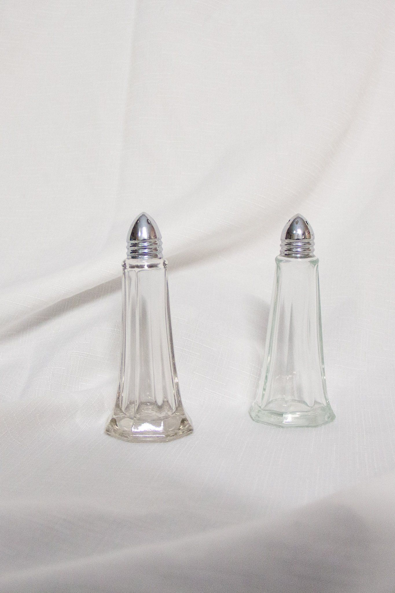 Salt and pepper shaker