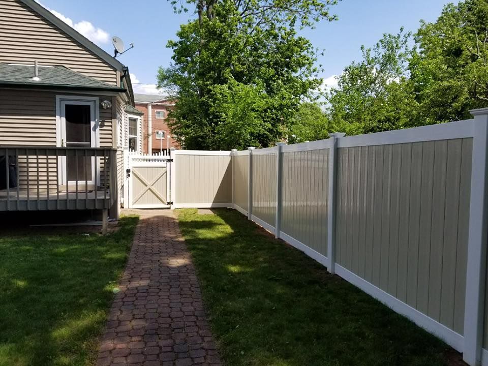 vinyl fence