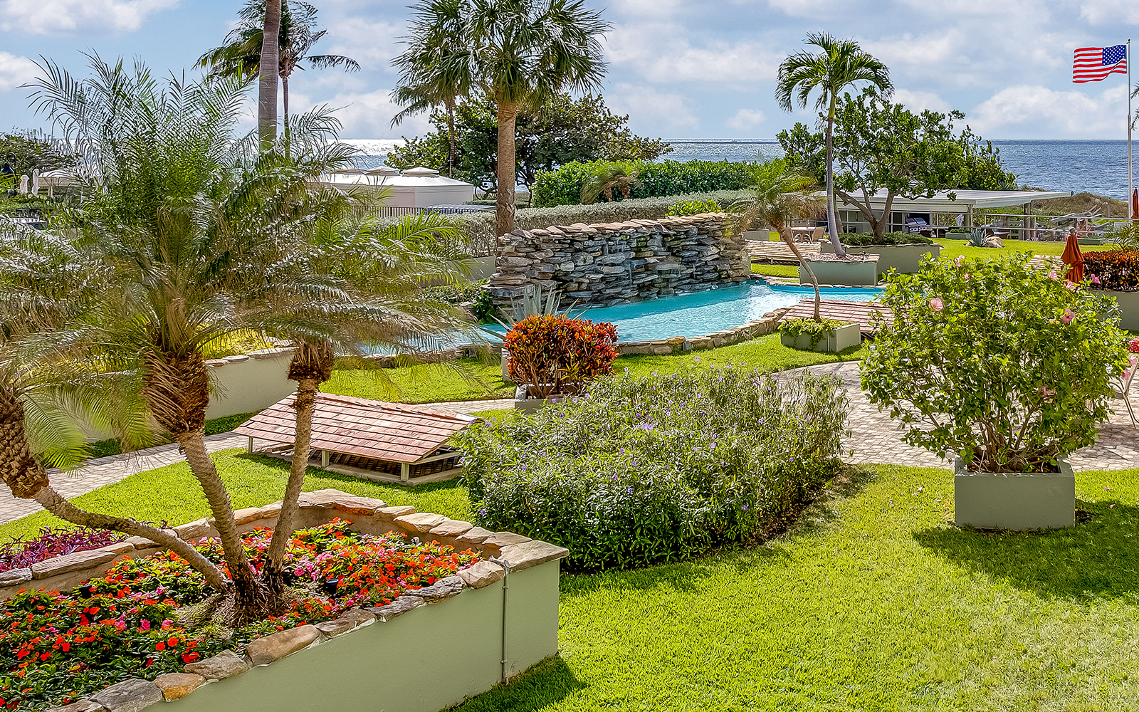 lawn fertilizing company bradenton fl