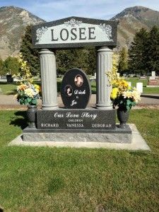 Monument in a cemetery, LOSEE on top, with names Richard, Vanessa, and Deborah below a photo of Dick and Jo.