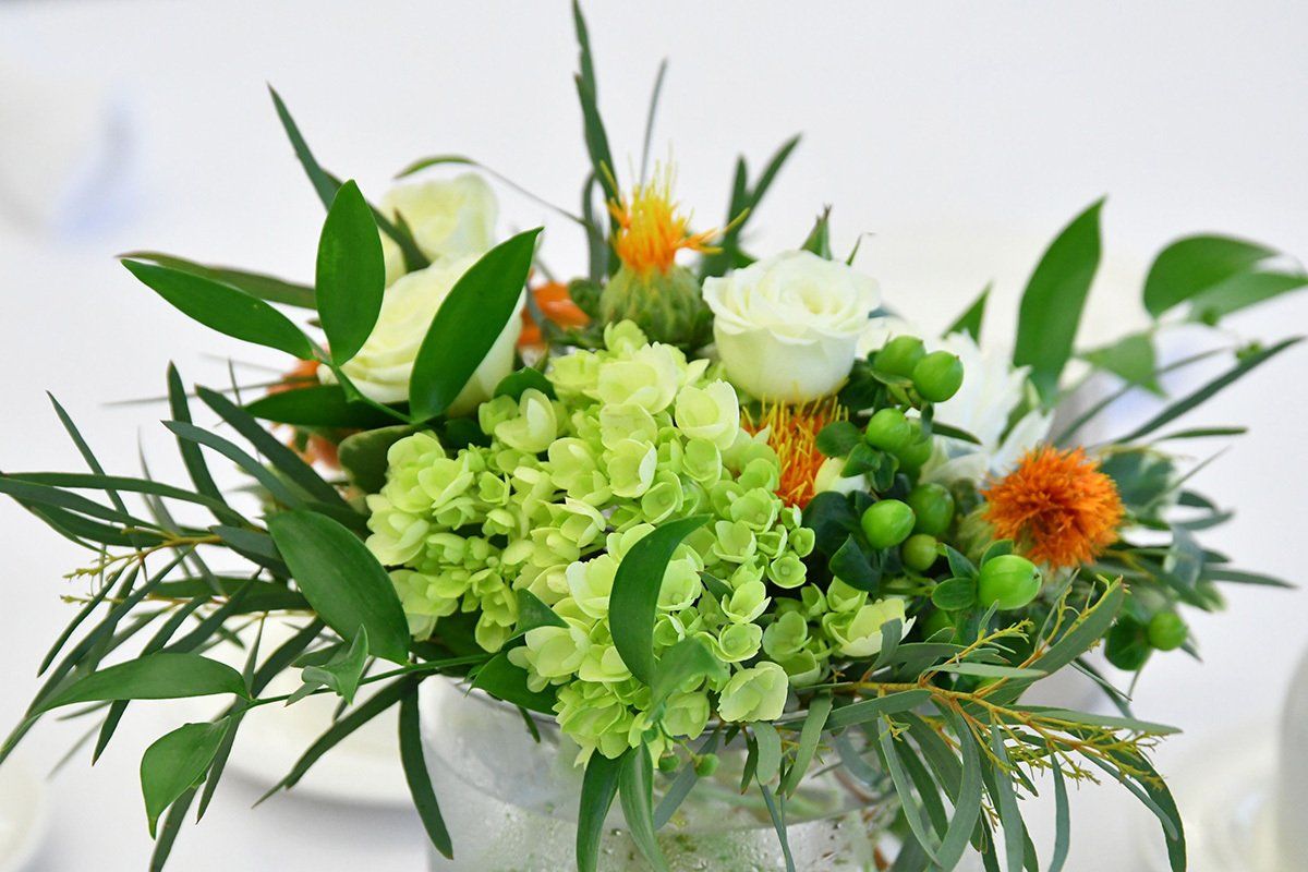 Beautiful table flowers at a corporate event