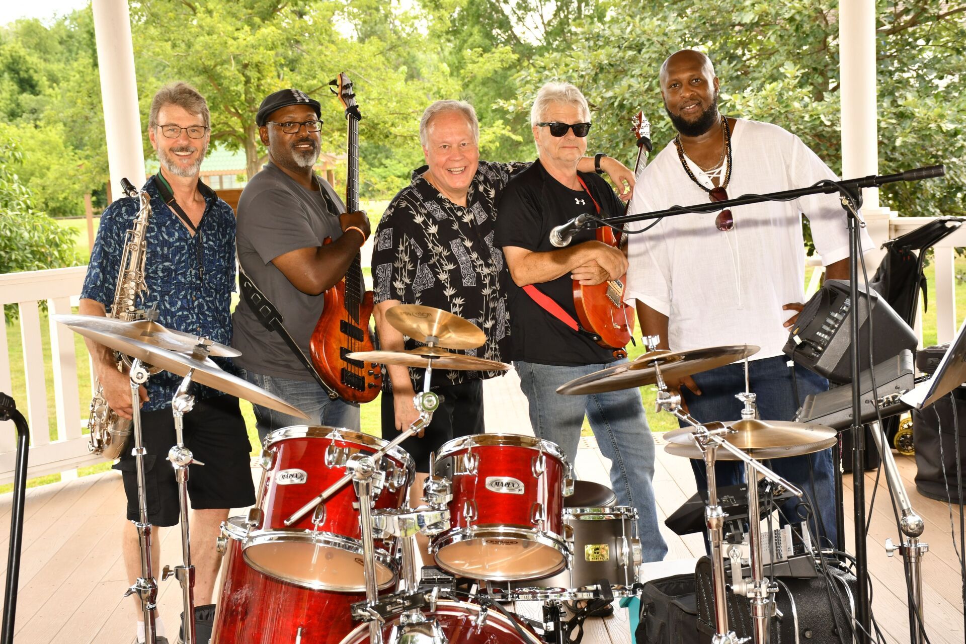 band playing at the picnic