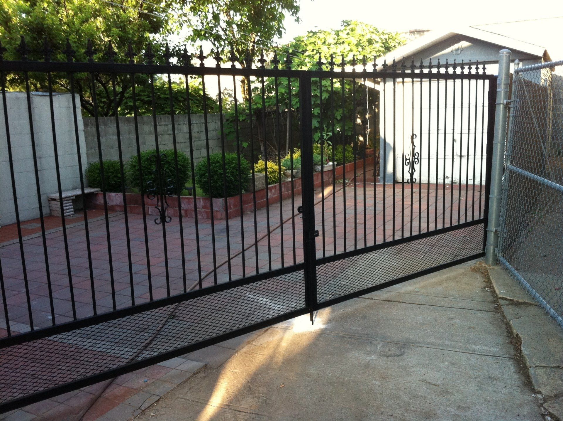 wrought-iron-railings