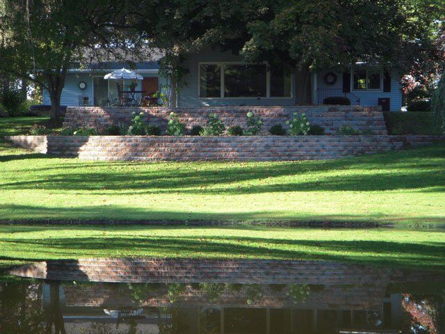Retaining walls