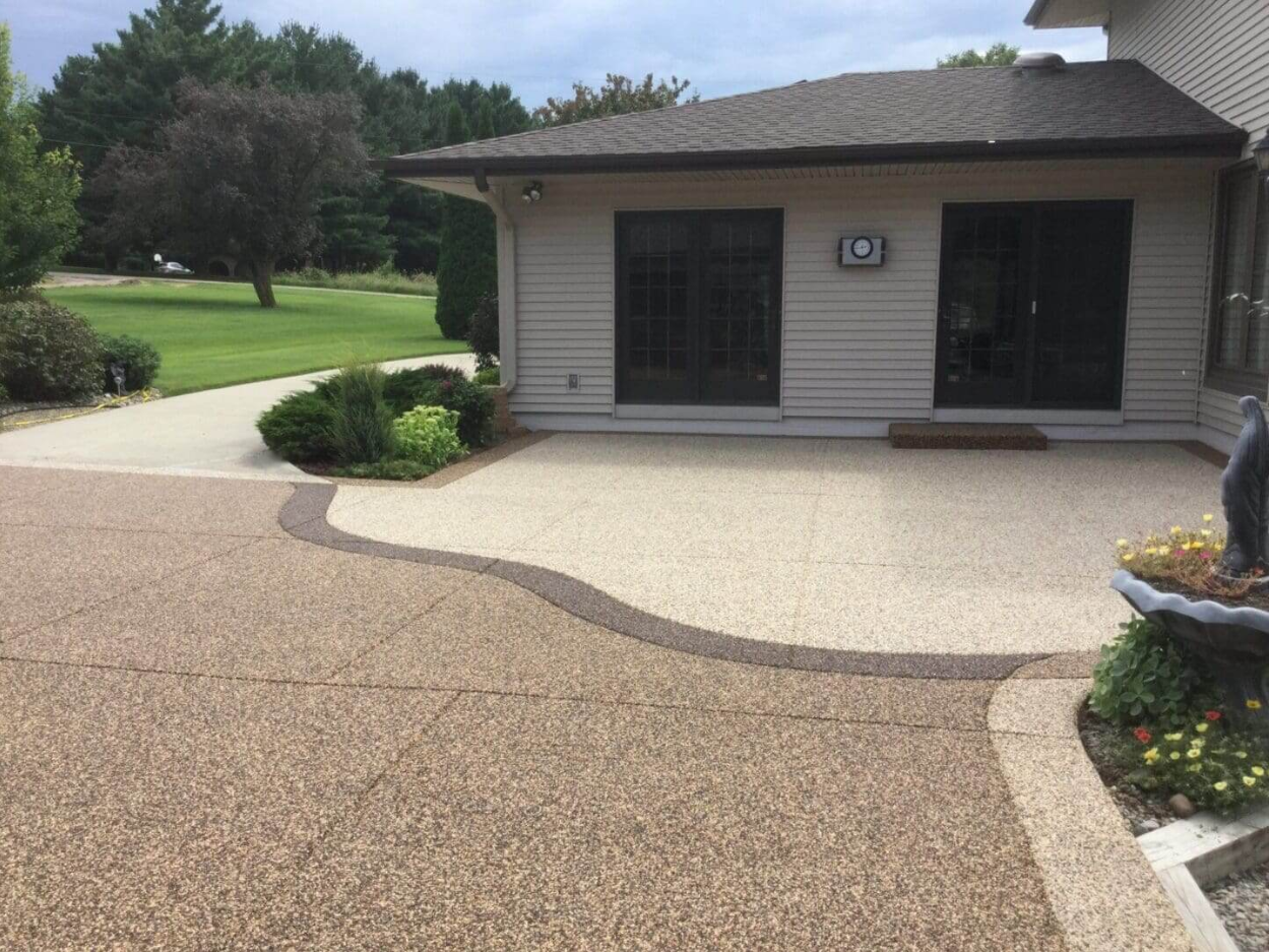 Lusterstone Decorative Pebble Paving