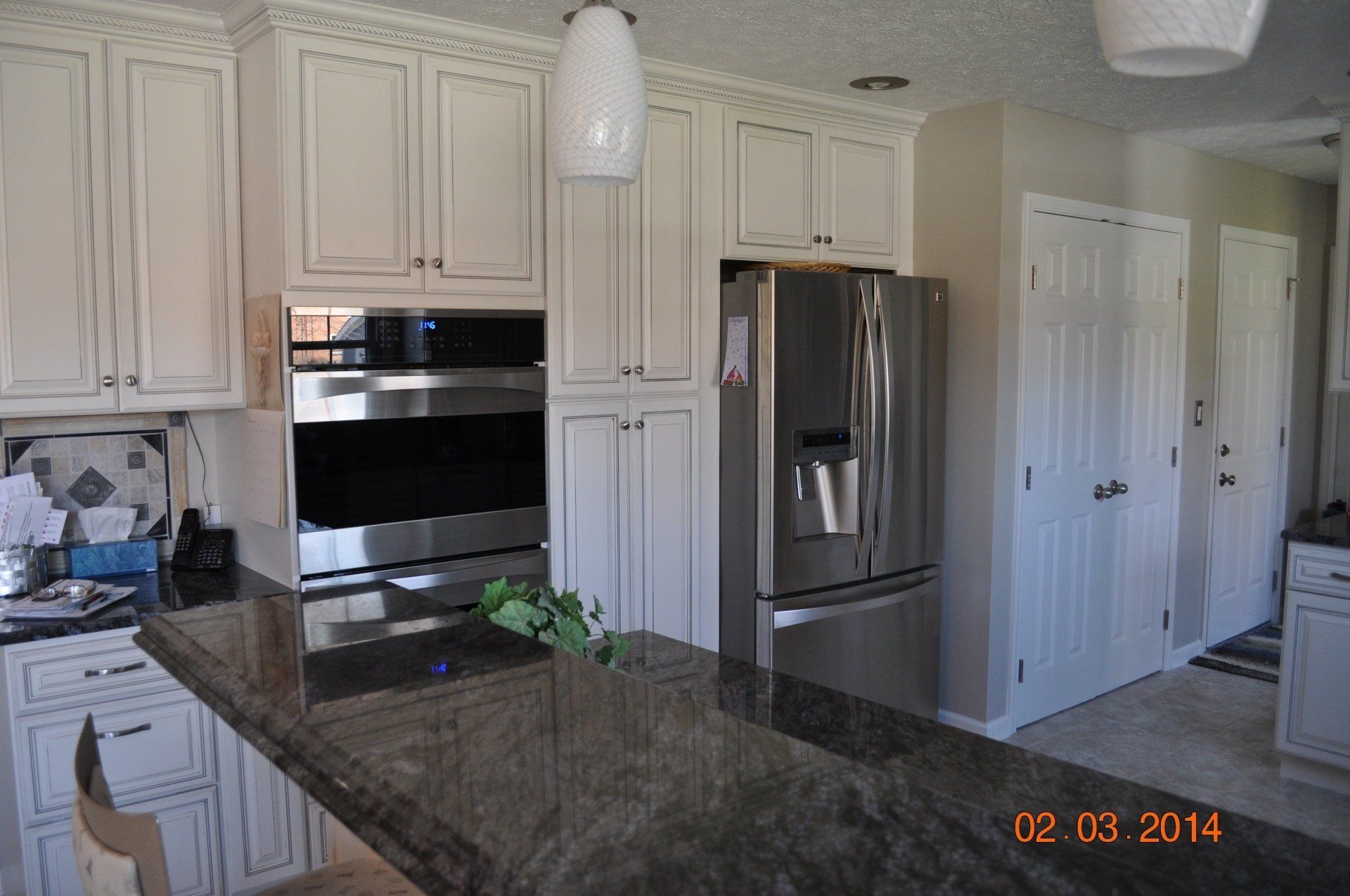 stainless steel kitchen appliances