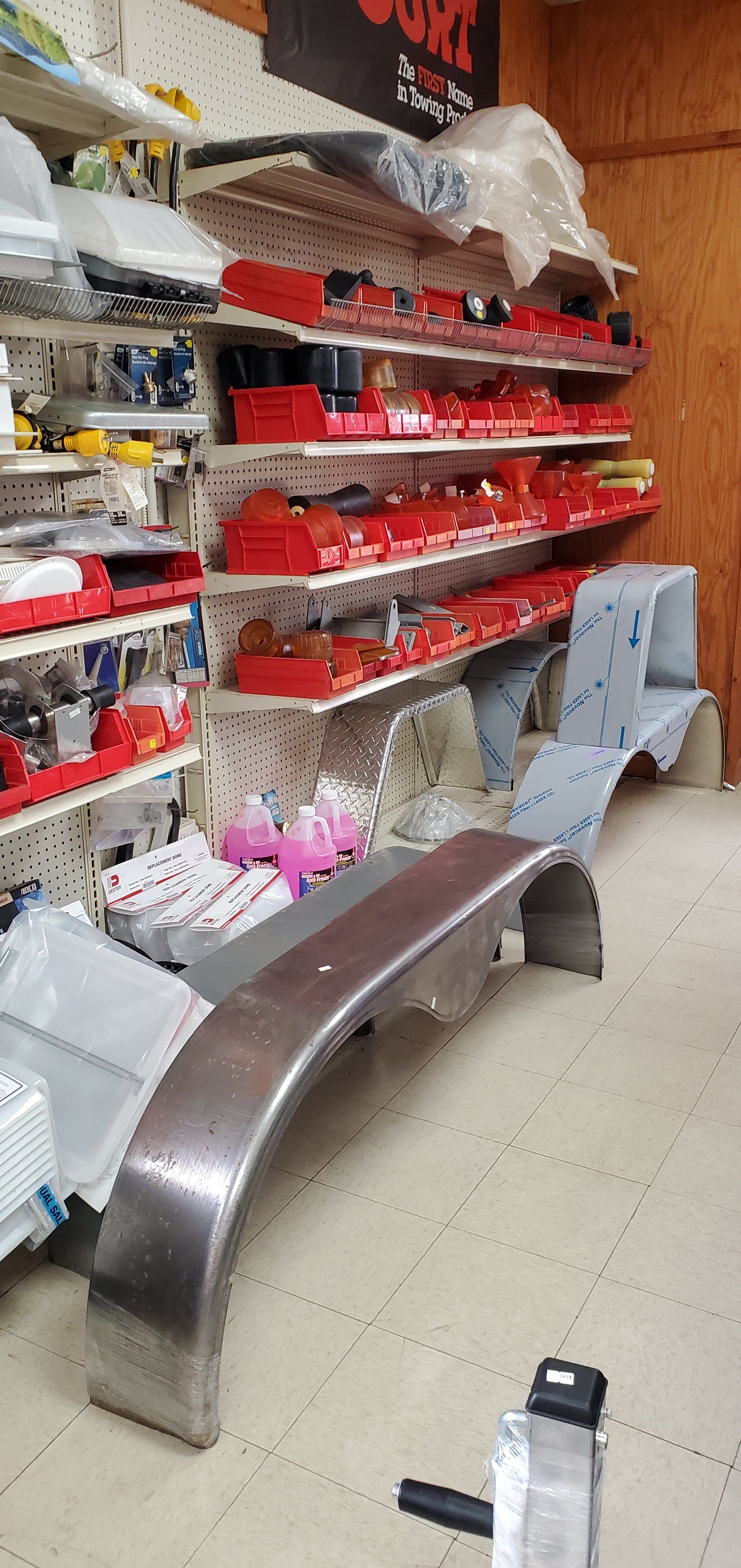 Howlands Trailers & Truck Accessories shop