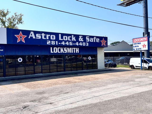 Locksmith Services | Astro Lock & Safe | Humble, TX