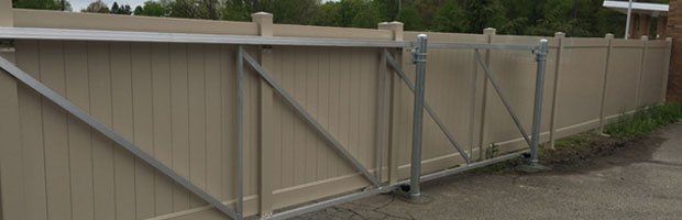Vinyl Fencing