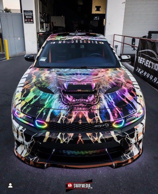 Auto customizing services