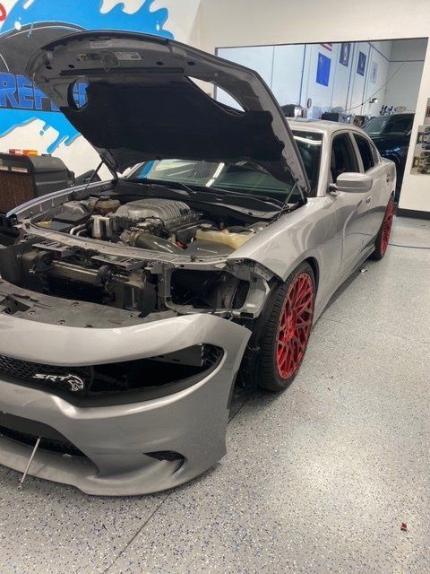 Auto customizing services