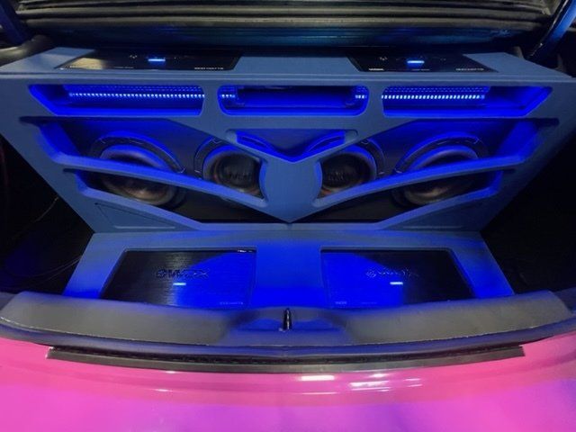 Custom stereo service