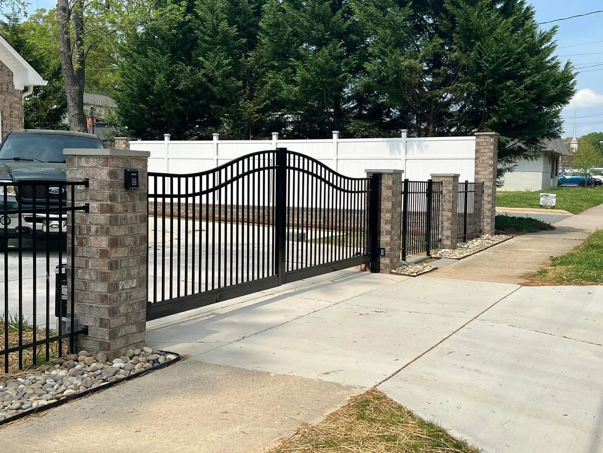sp-custom-fencing-and-custom-buildings