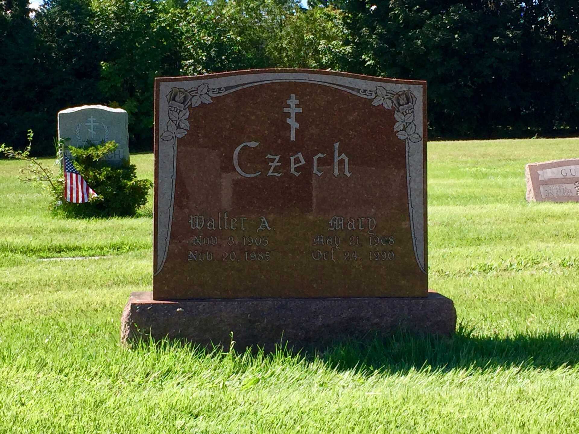 Double stone monument