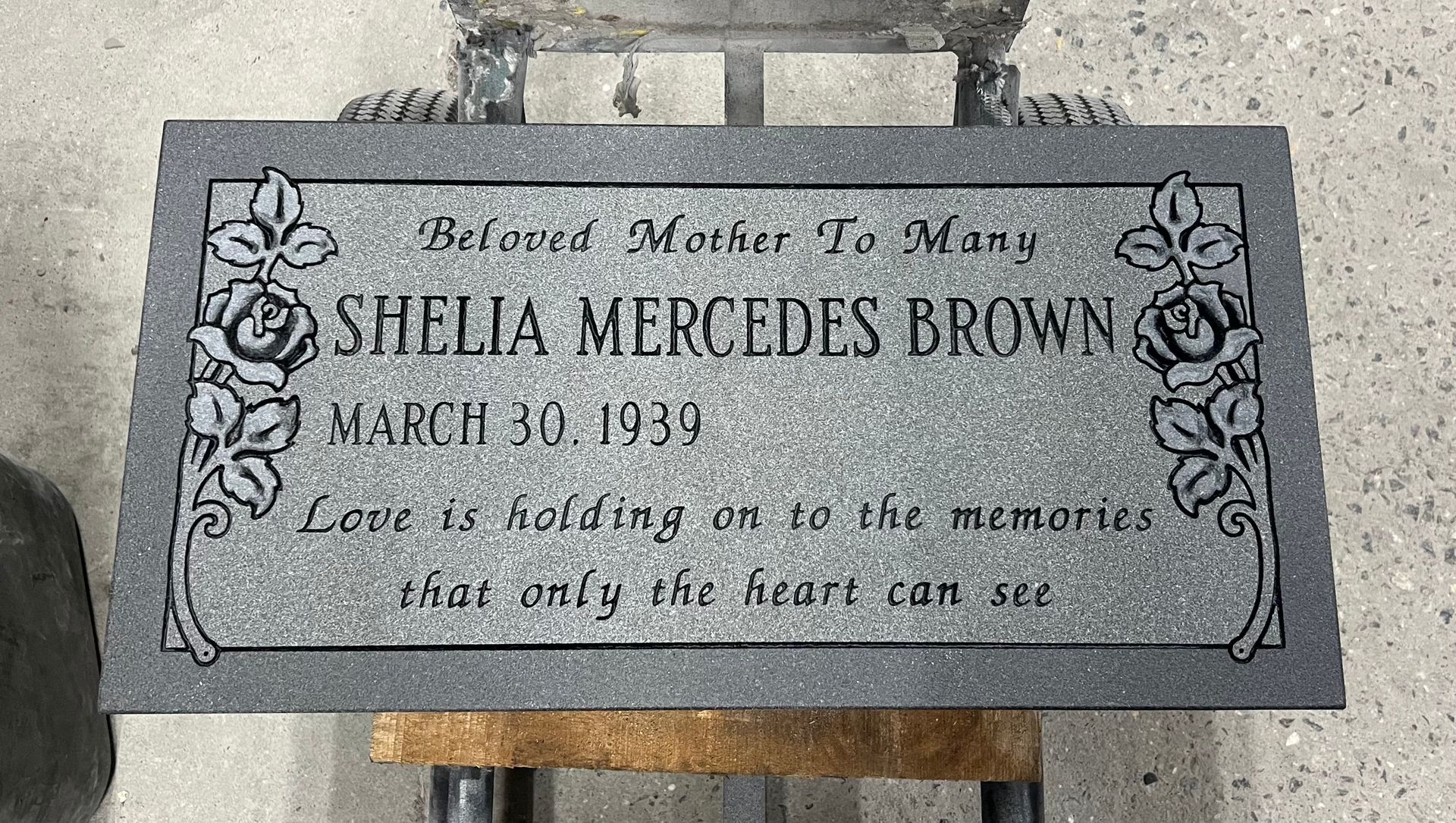 Sheila Brown flat-style monument